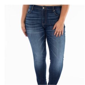 KanCan curvy girl size jeans